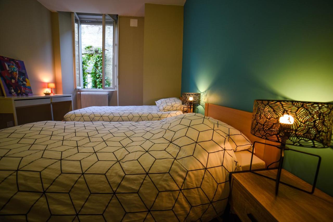 Amani Hostel Ла-Реоль Экстерьер фото