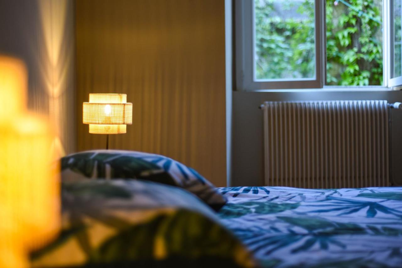 Amani Hostel Ла-Реоль Экстерьер фото